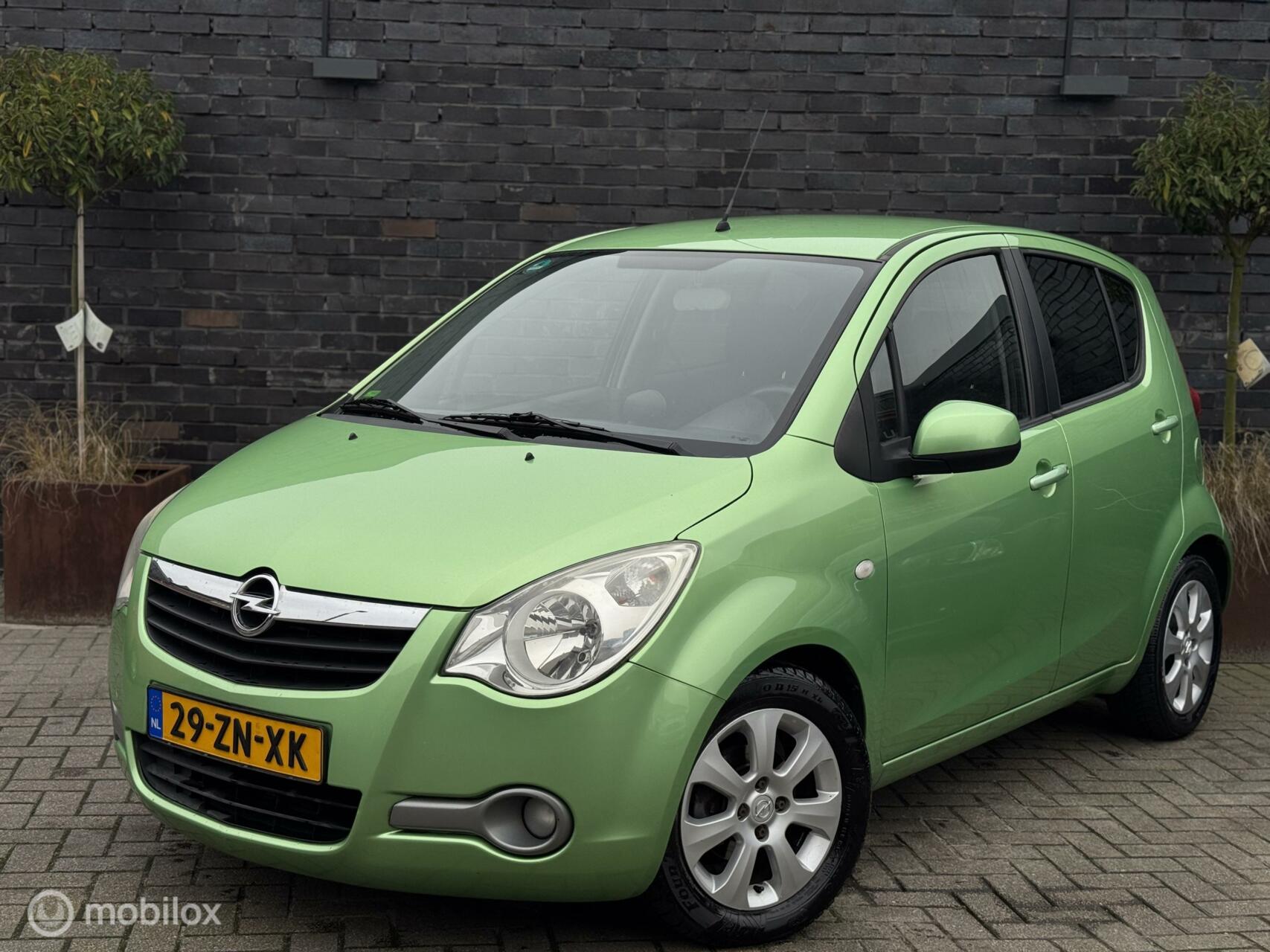 Foto van Opel Agila