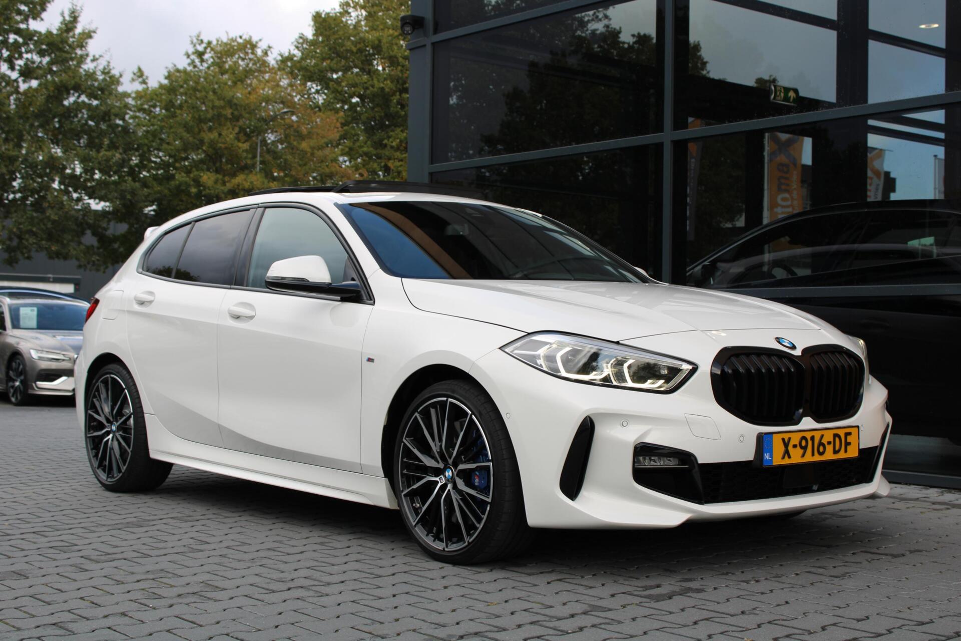 Foto van BMW 118i