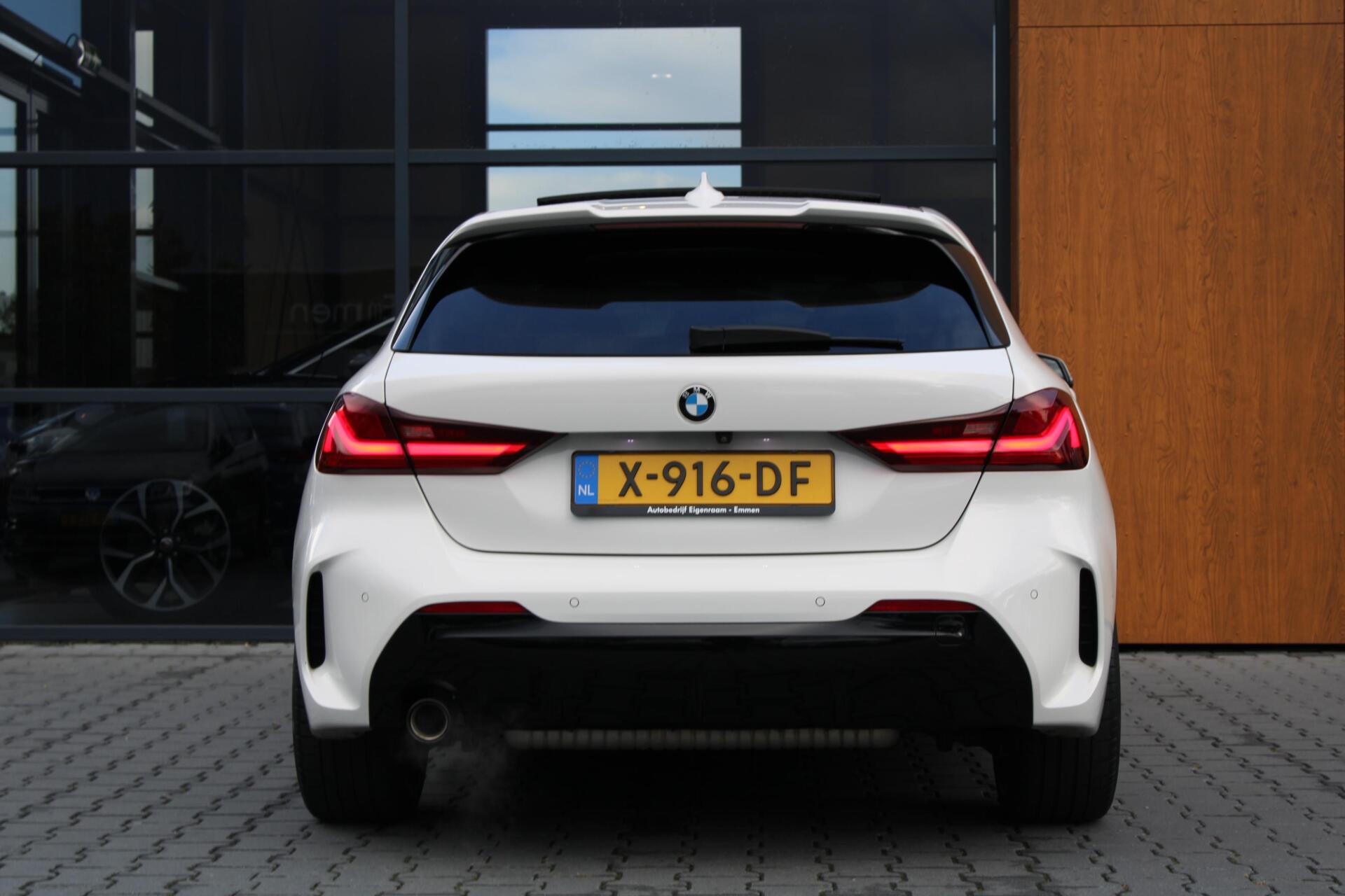 Foto van BMW 118i