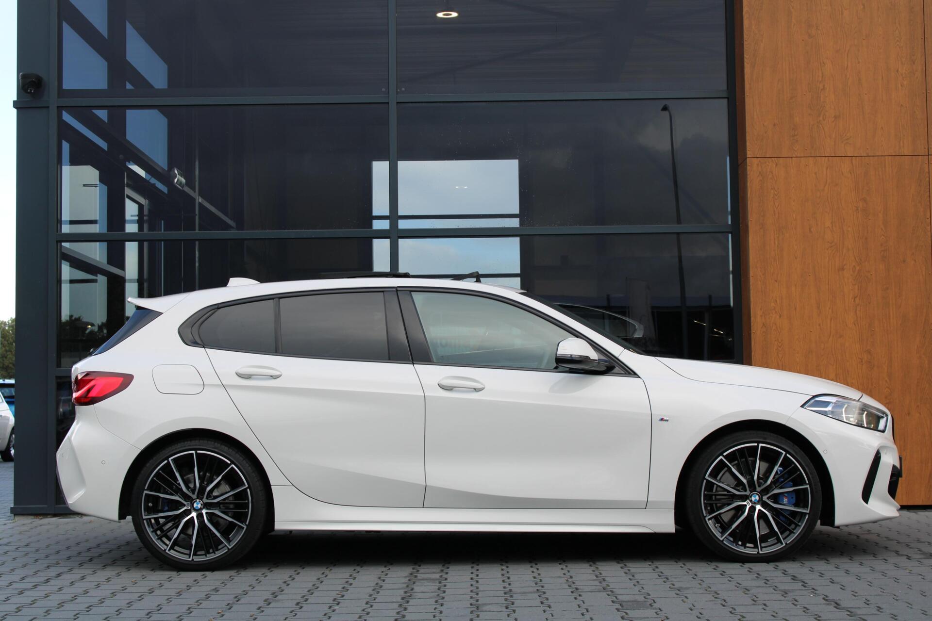 Foto van BMW 118i