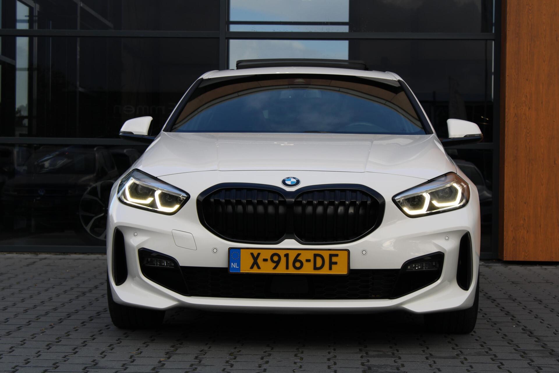 Foto van BMW 118i