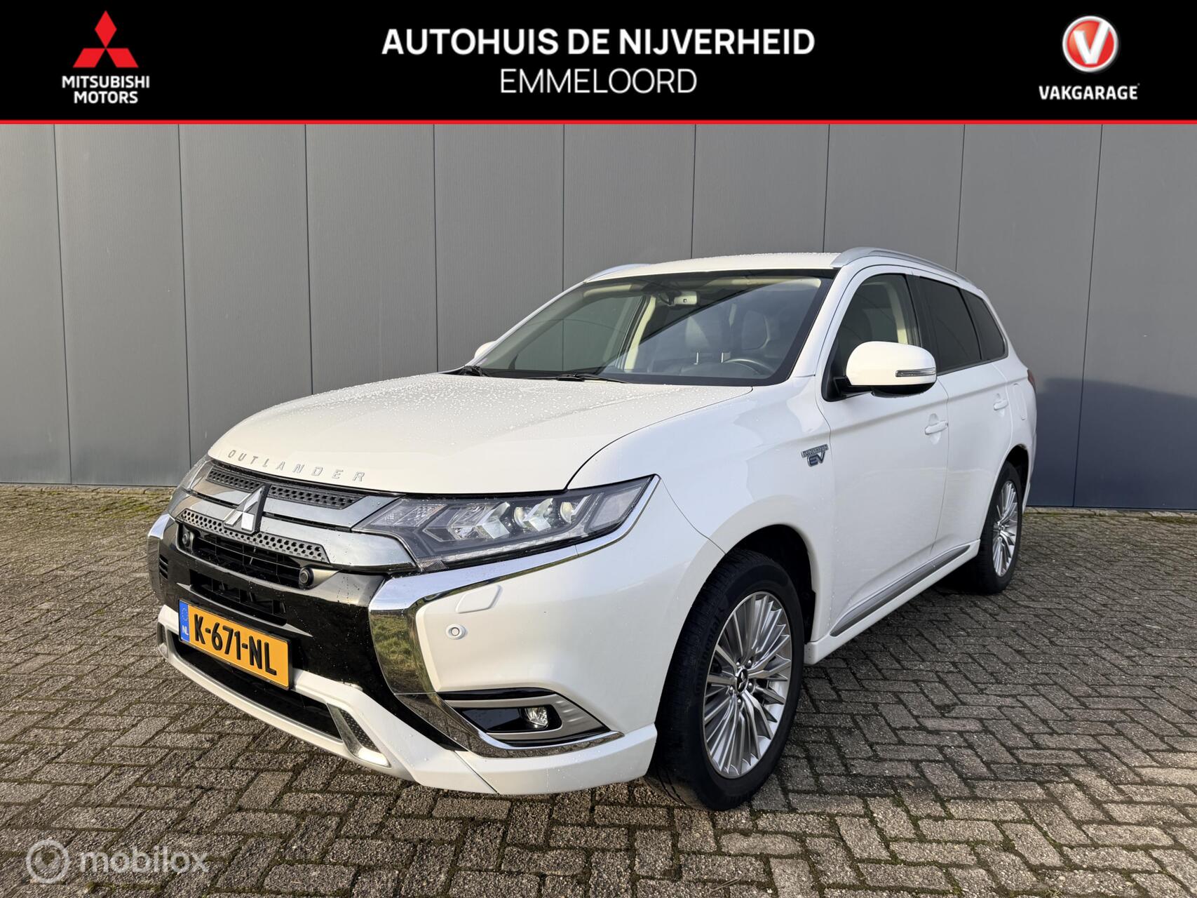 Foto van MITSUBISHI MITSUBISHI OUTLANDER