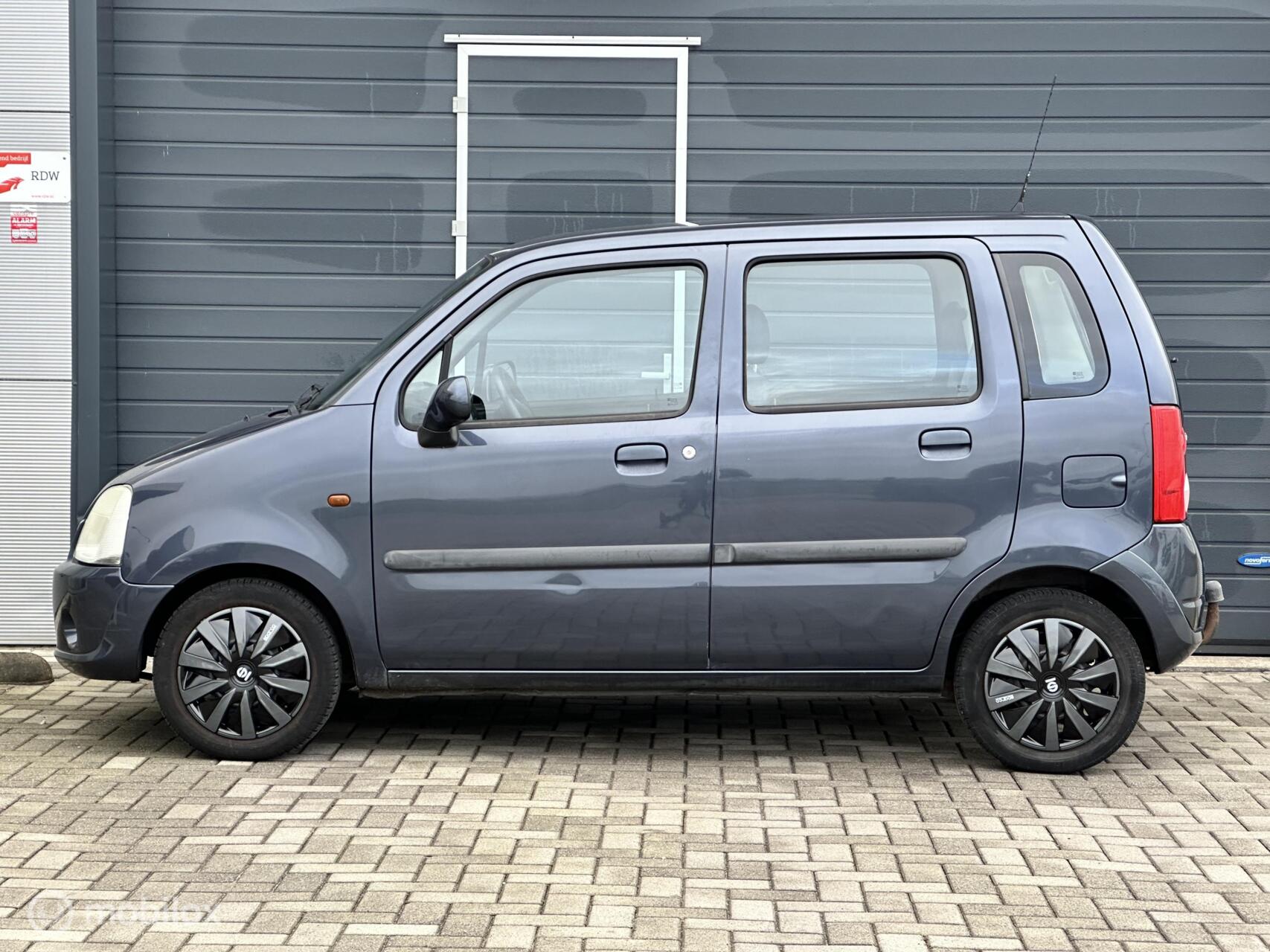 Foto van Opel Agila