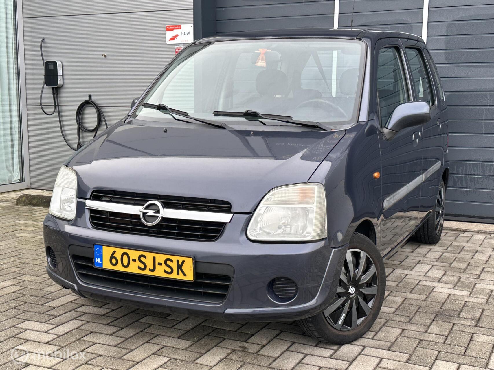 Foto van Opel Agila