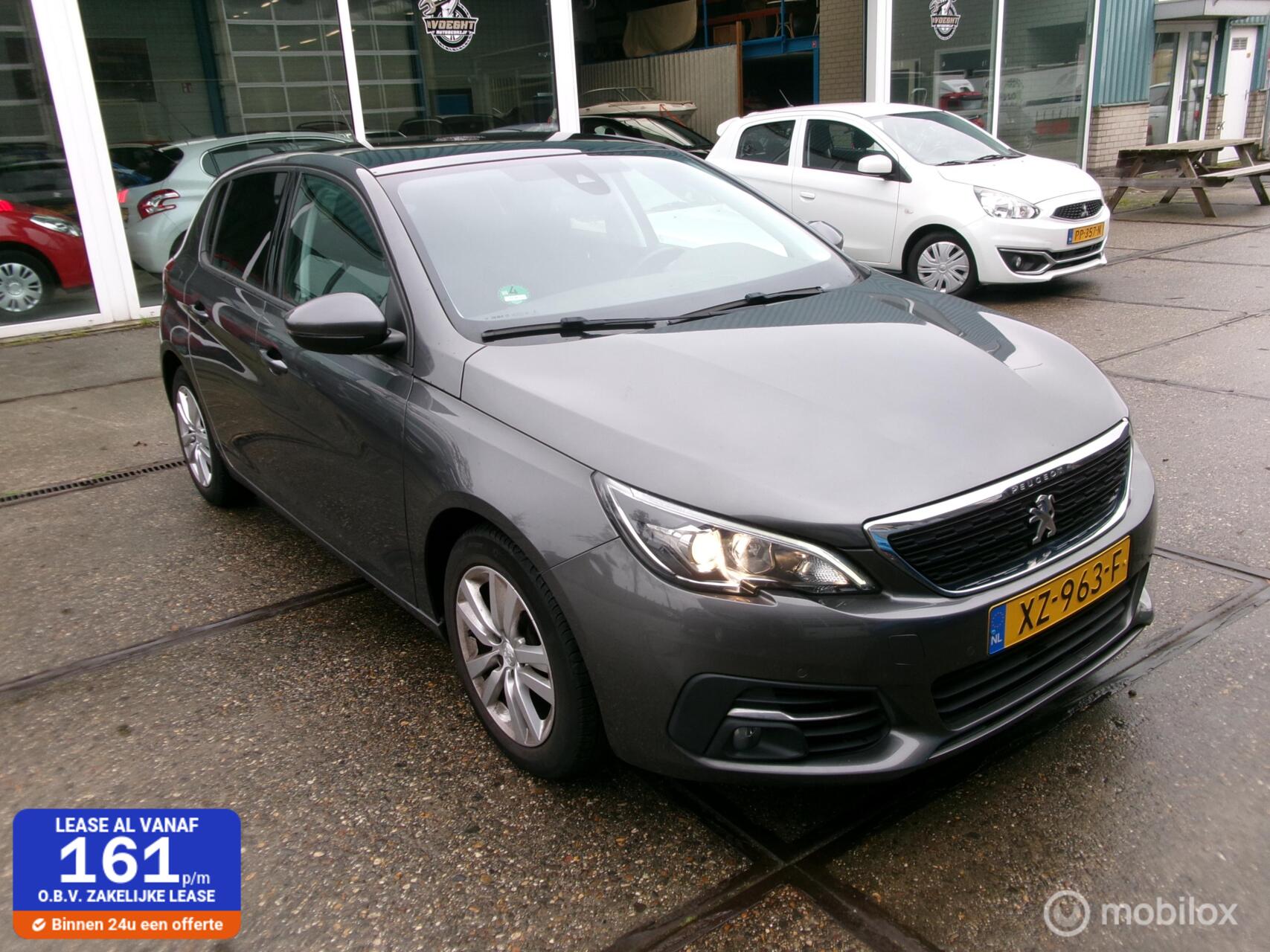 Peugeot 308 1.2 PureTech Blue Lease Executive 82000km . 2019 - voorkant