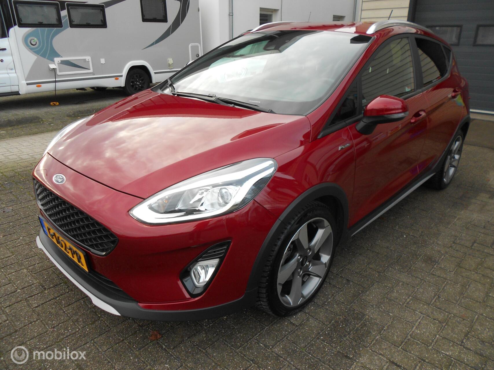 Ford Fiesta 1.0 EcoBoost Active X 125 PK B&O 2019 - voorkant