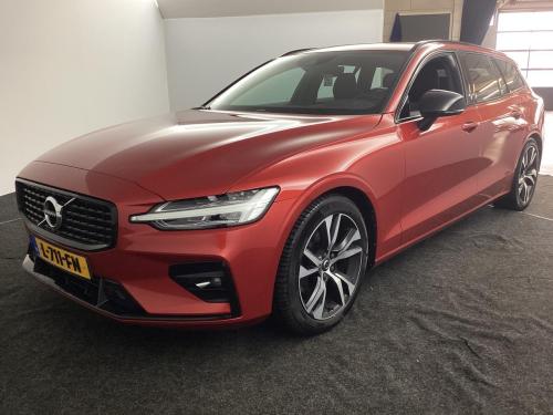 Volvo V60 2.0 B3 R-Design 2021 - voorkant