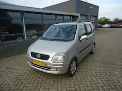 Opel Agila 1.2-16V Elegance 2001 - voorkant