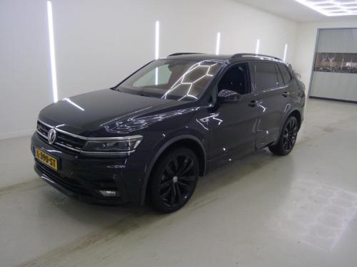 Volkswagen Tiguan 1.5 TSI Highline Business R 7p. 2021 - voorkant