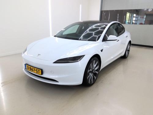 Tesla Model 3 RWD 60 kWh 2024 - voorkant