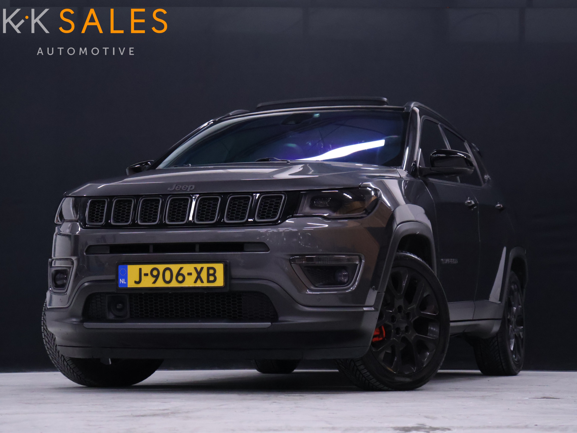 Foto van JEEP COMPASS