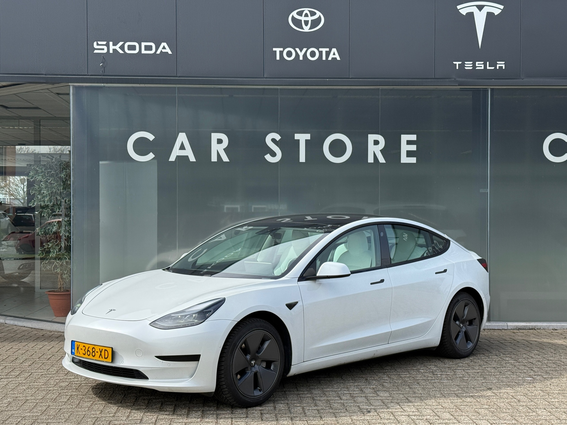 Tesla Model 3 Standard RWD Plus 60 kWh 95% SOH FACELIFT LFP 2021 - voorkant