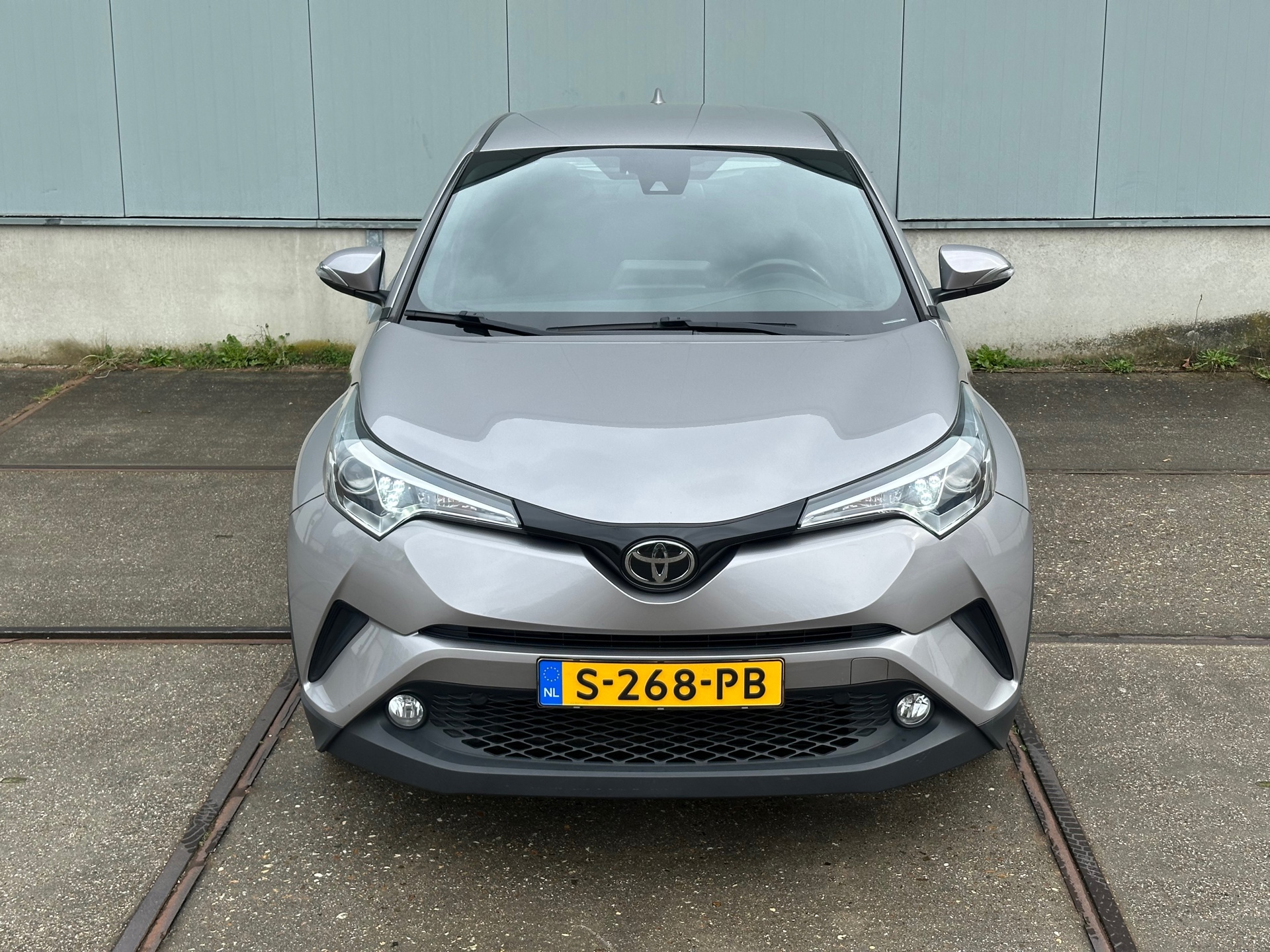 Foto van Toyota Toyota C-hr