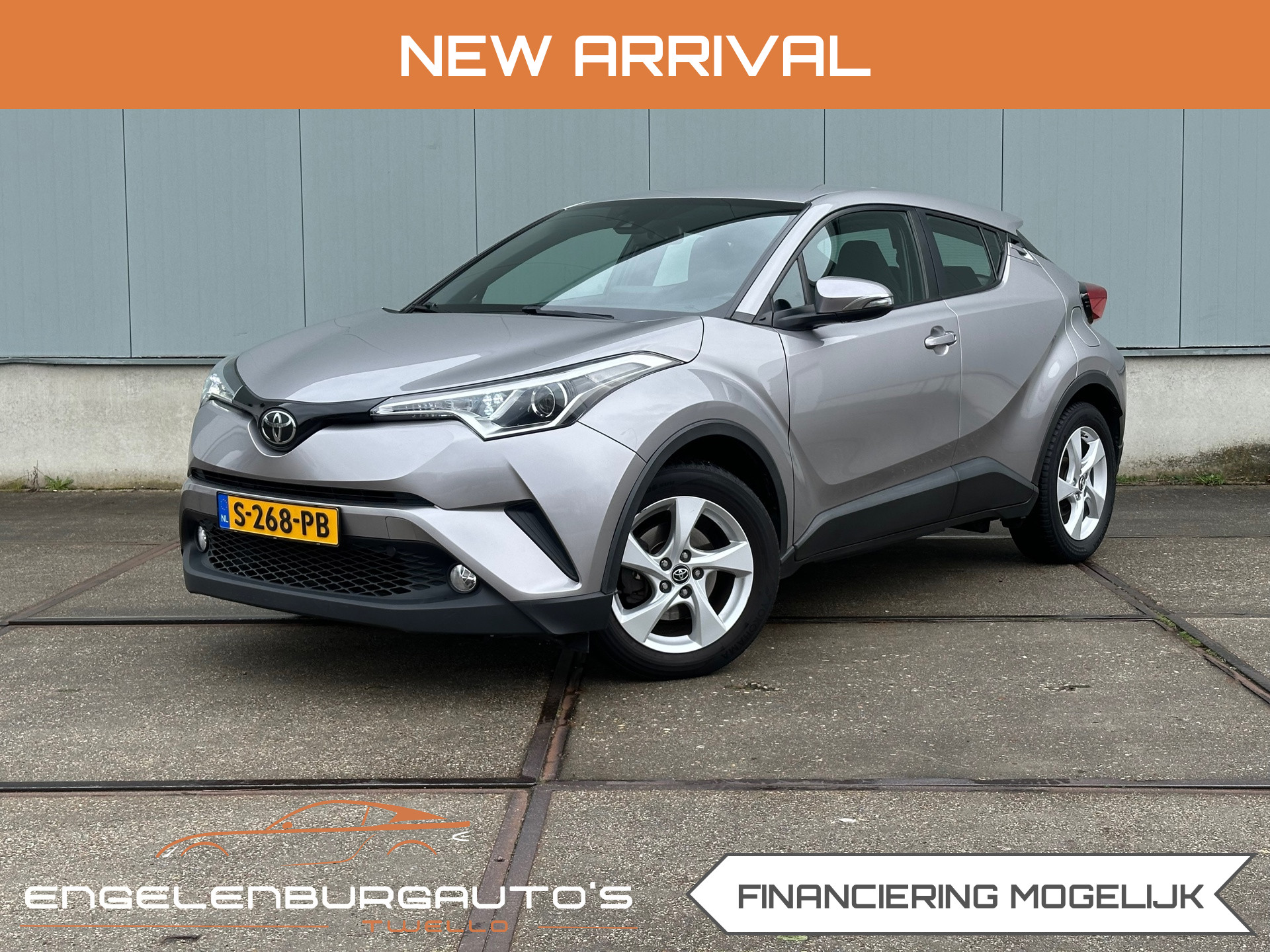Toyota Toyota C-hr 1.2 Executive automaat, 4 nieuwe banden! 2017 - voorkant