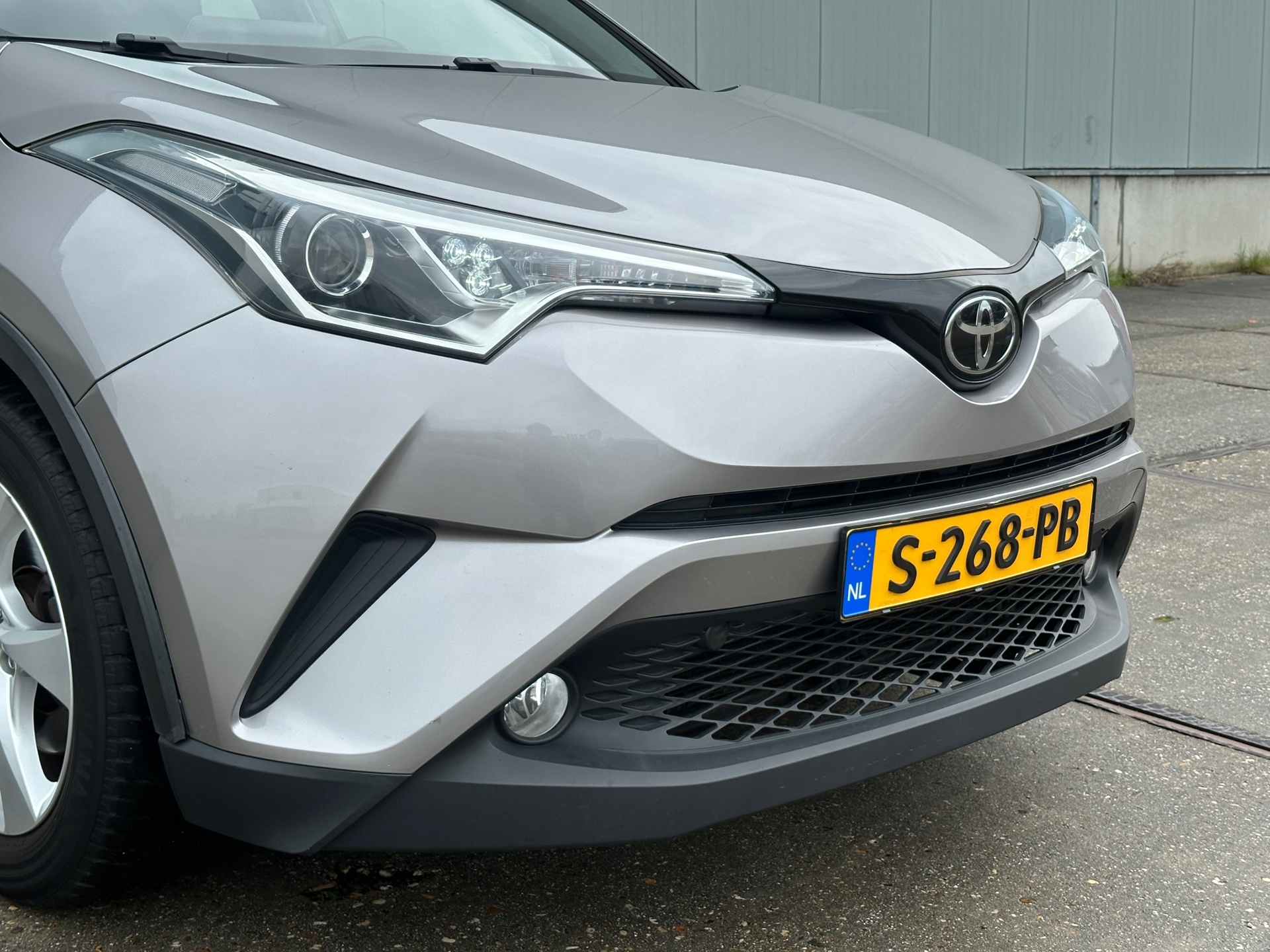 Foto van Toyota Toyota C-hr