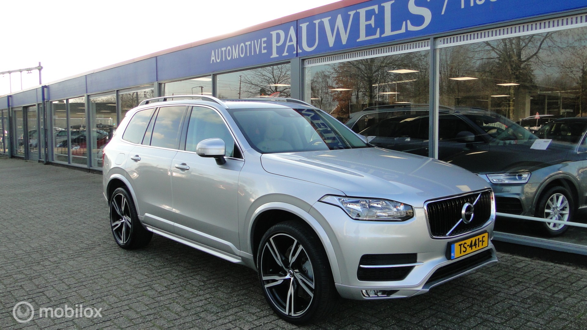 Volvo Xc90 2.0 T6 AWD Momentum, 2016 2016 - voorkant