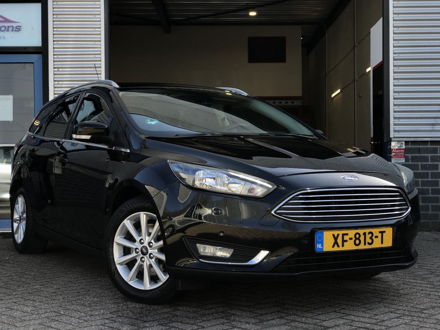Ford Focus 1.5 Titanium Edition|Clima|ECC|Cruise|Keyless start 2015 - voorkant