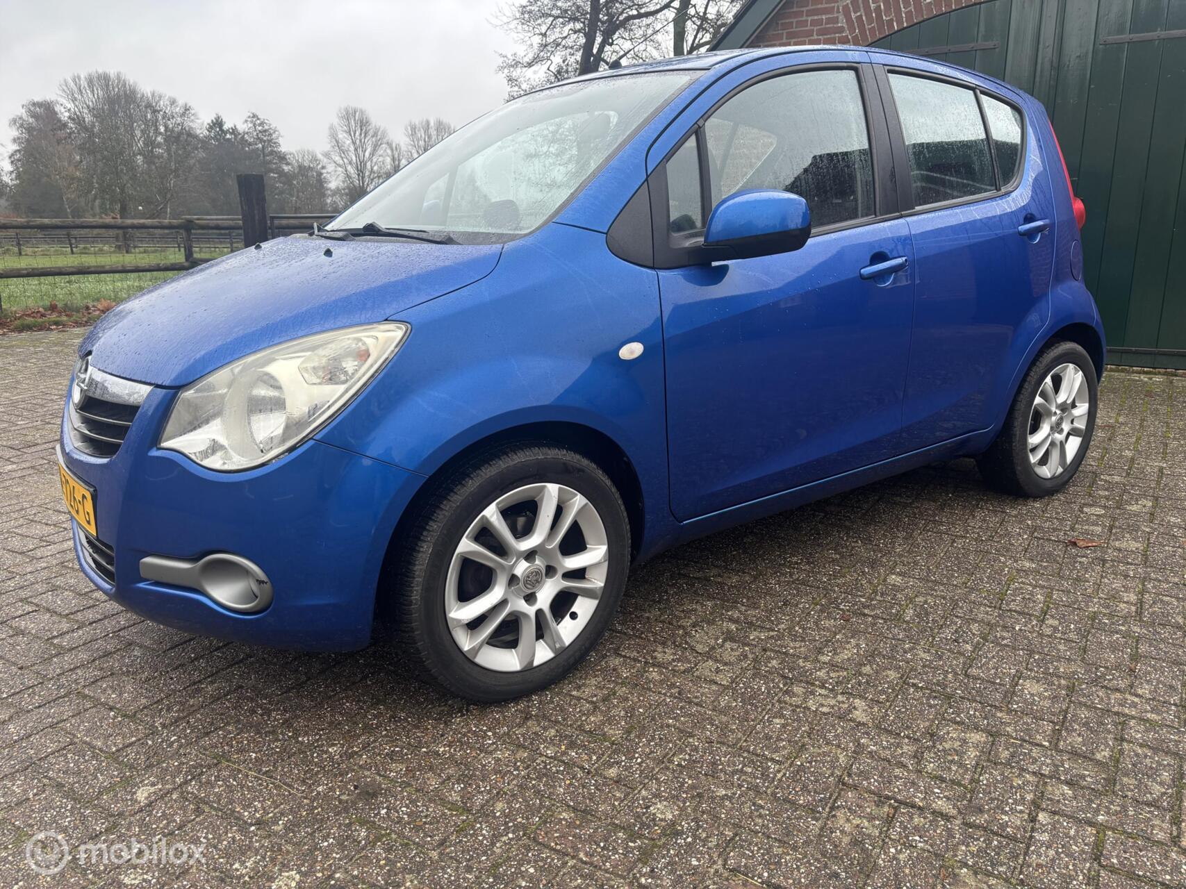 Foto van Opel Agila
