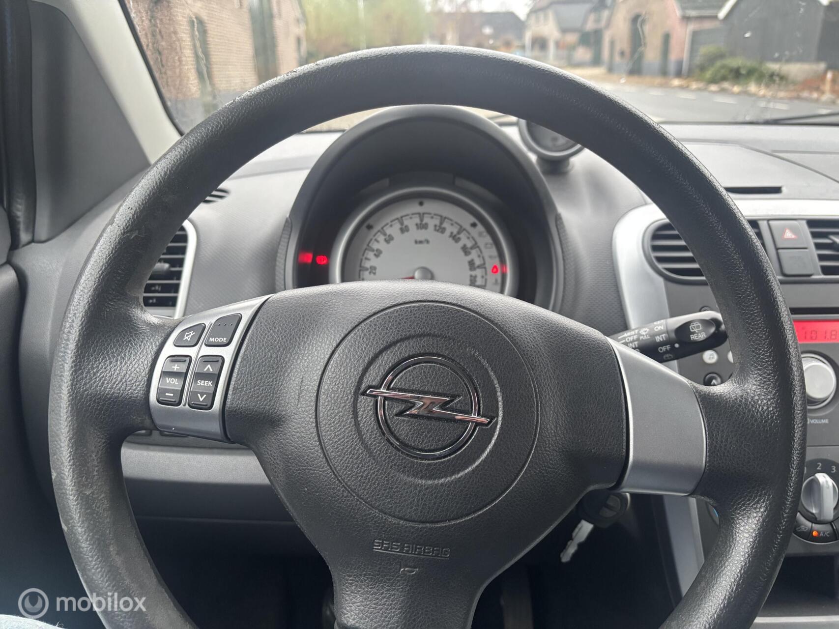 Foto van Opel Agila