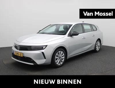 Opel Astra 1.2 Turbo 2023 - voorkant