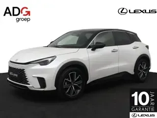 Lexus LBX Cool 2WD 2024 - voorkant