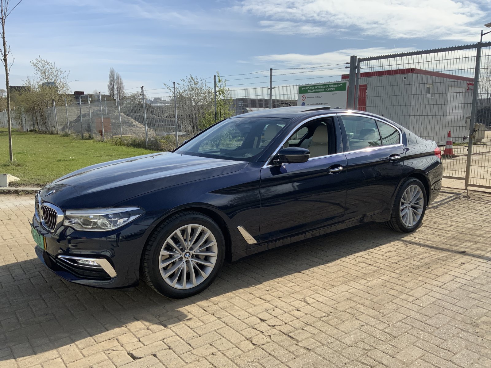 BMW 5-serie 530i High Exe 2018 - voorkant