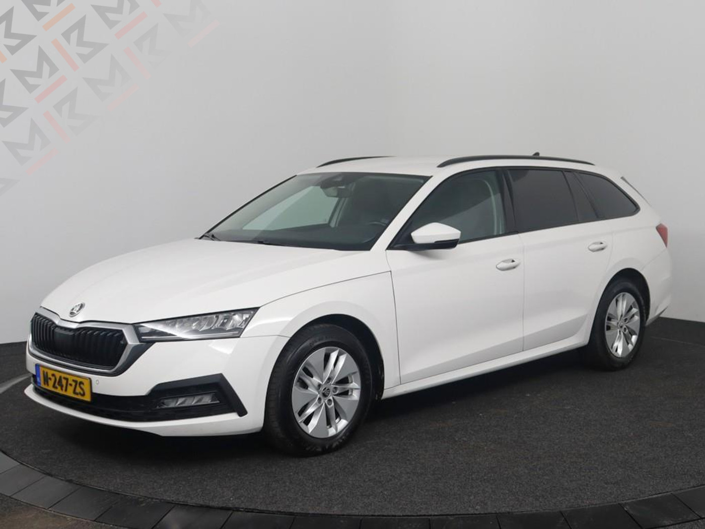 Skoda Octavia 1.0 TSI Business Edition 2022|Navigatie|Cruise Control|PDC 2022 - voorkant
