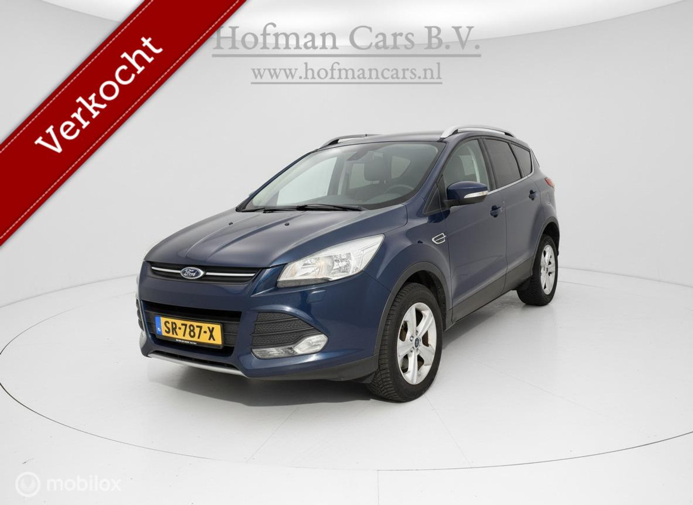 Ford Kuga 1.5 Titanium 4WD Trekhaak 4X4 Incl Onderhoudsbeurt en nw APK 2015 - voorkant