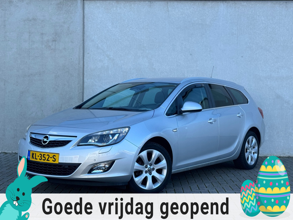 Opel Astra 1.4 Turbo Sport 2011 - voorkant