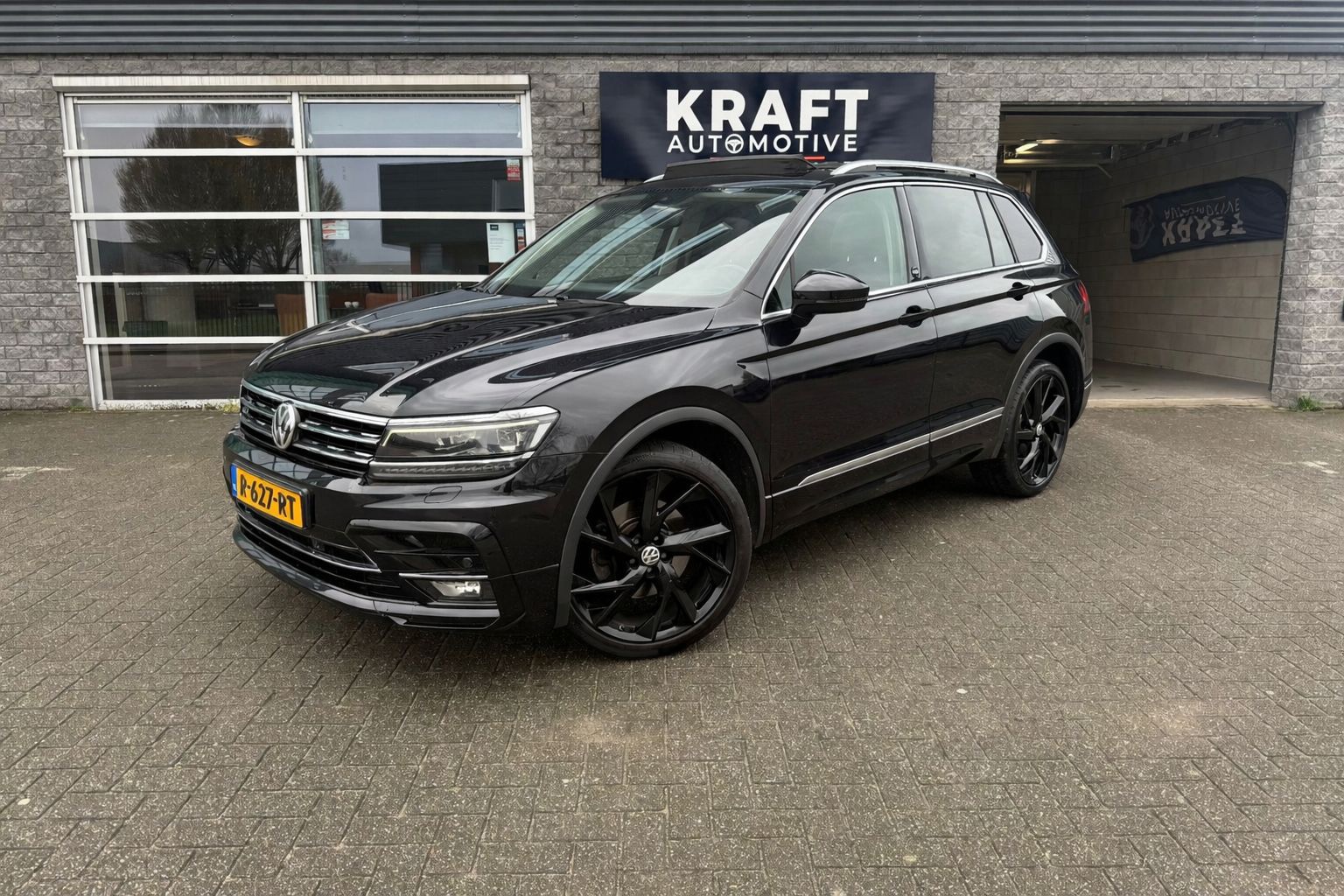 Volkswagen Tiguan 2.0 TSI 4Motion Highline / R-Line | PANO | 21INCH | Sound | Cruise | Apple Carplay | Navi | Clima | 2017 - voorkant