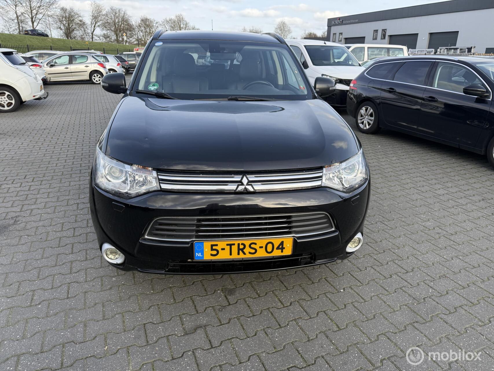 Foto van MITSUBISHI MITSUBISHI OUTLANDER