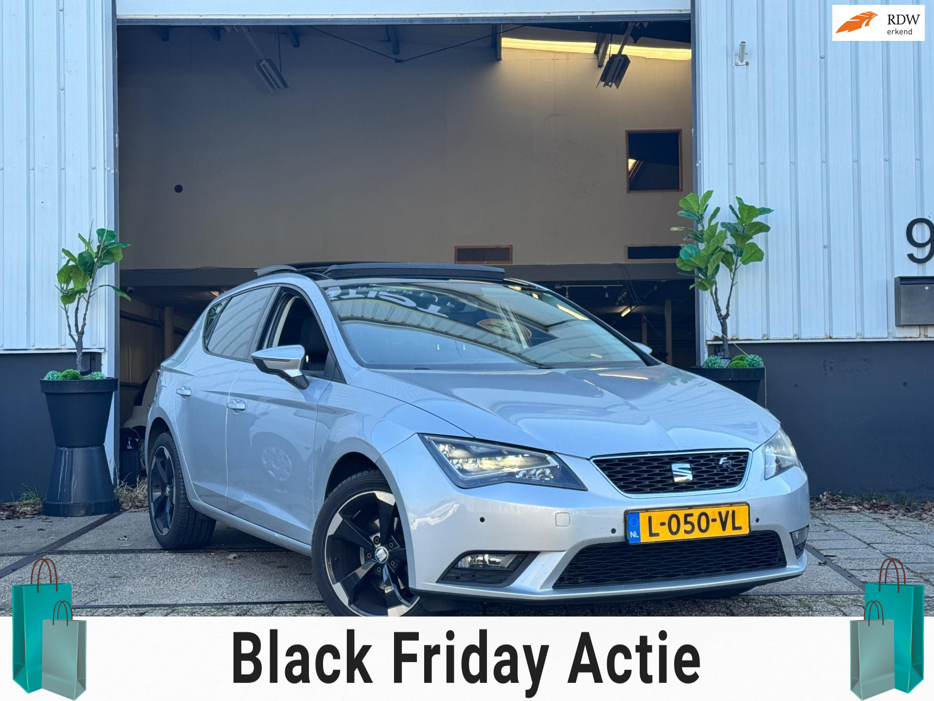 Seat Leon | 2017 | 1.2 TSI | AUTOMAAT | NIEUWE D.RIEM | PANO | 2017 - voorkant