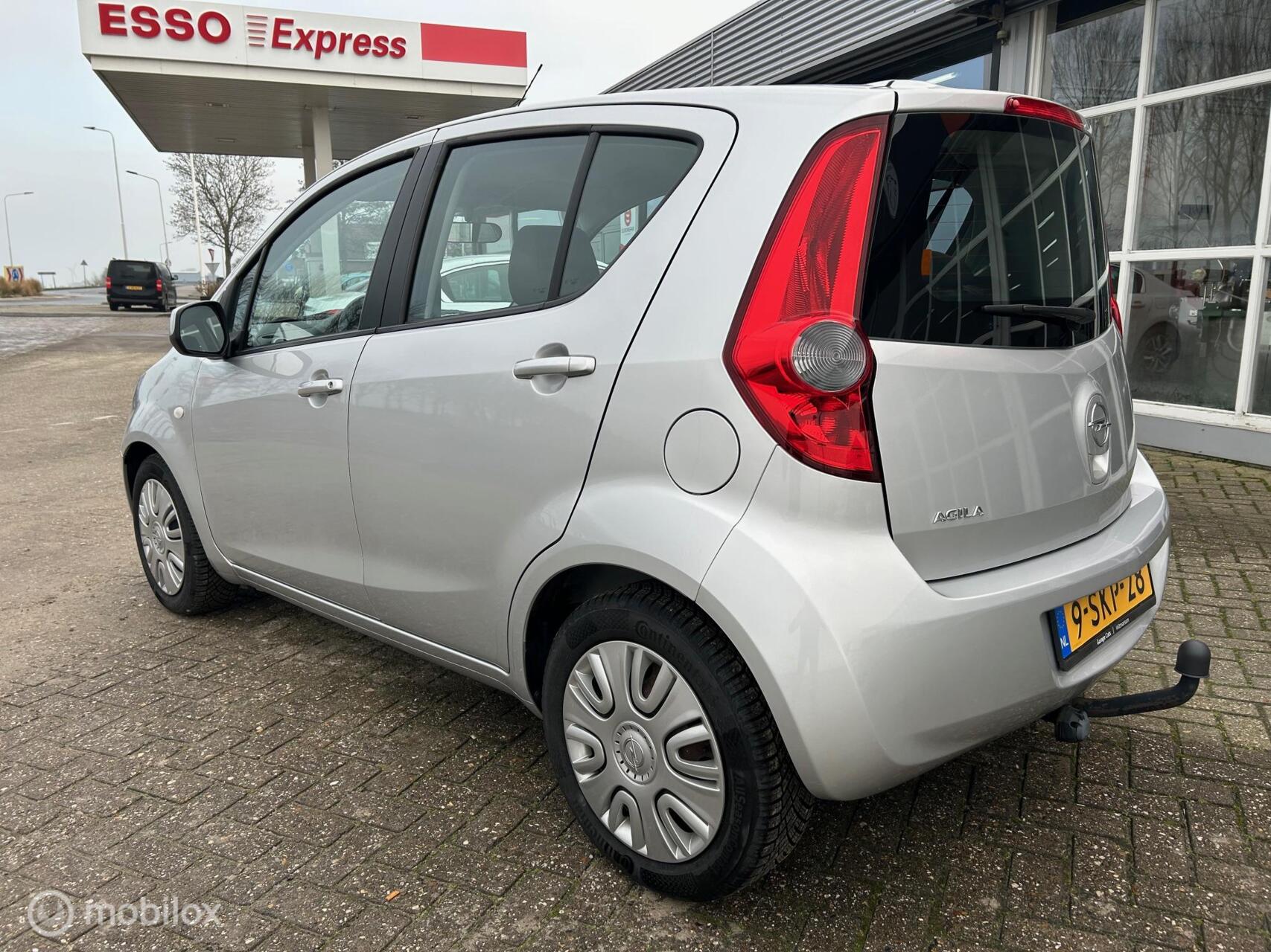Foto van Opel Agila