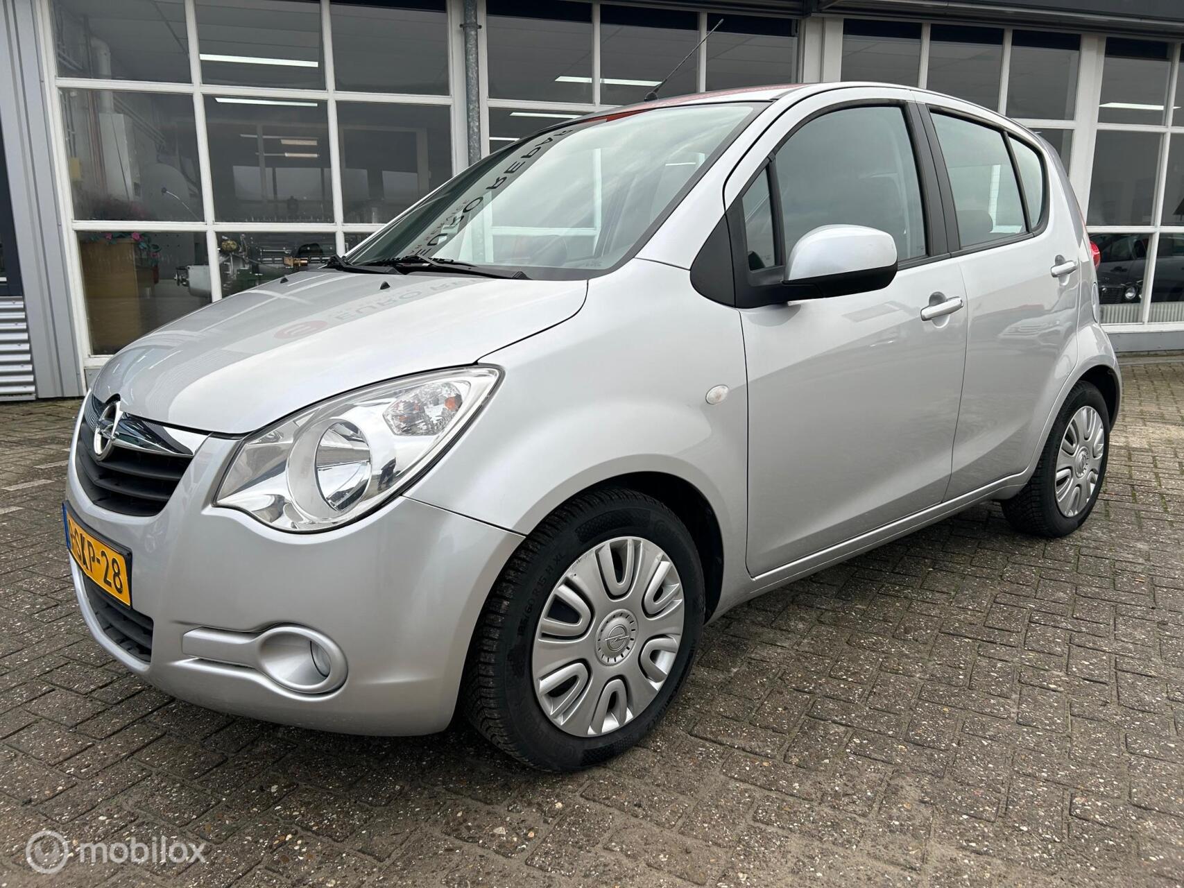Foto van Opel Agila