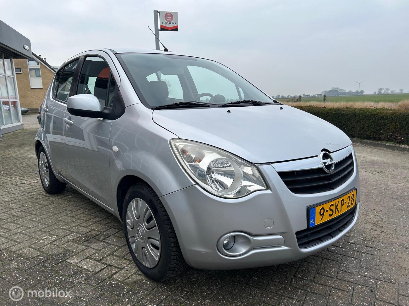 Foto van Opel Agila