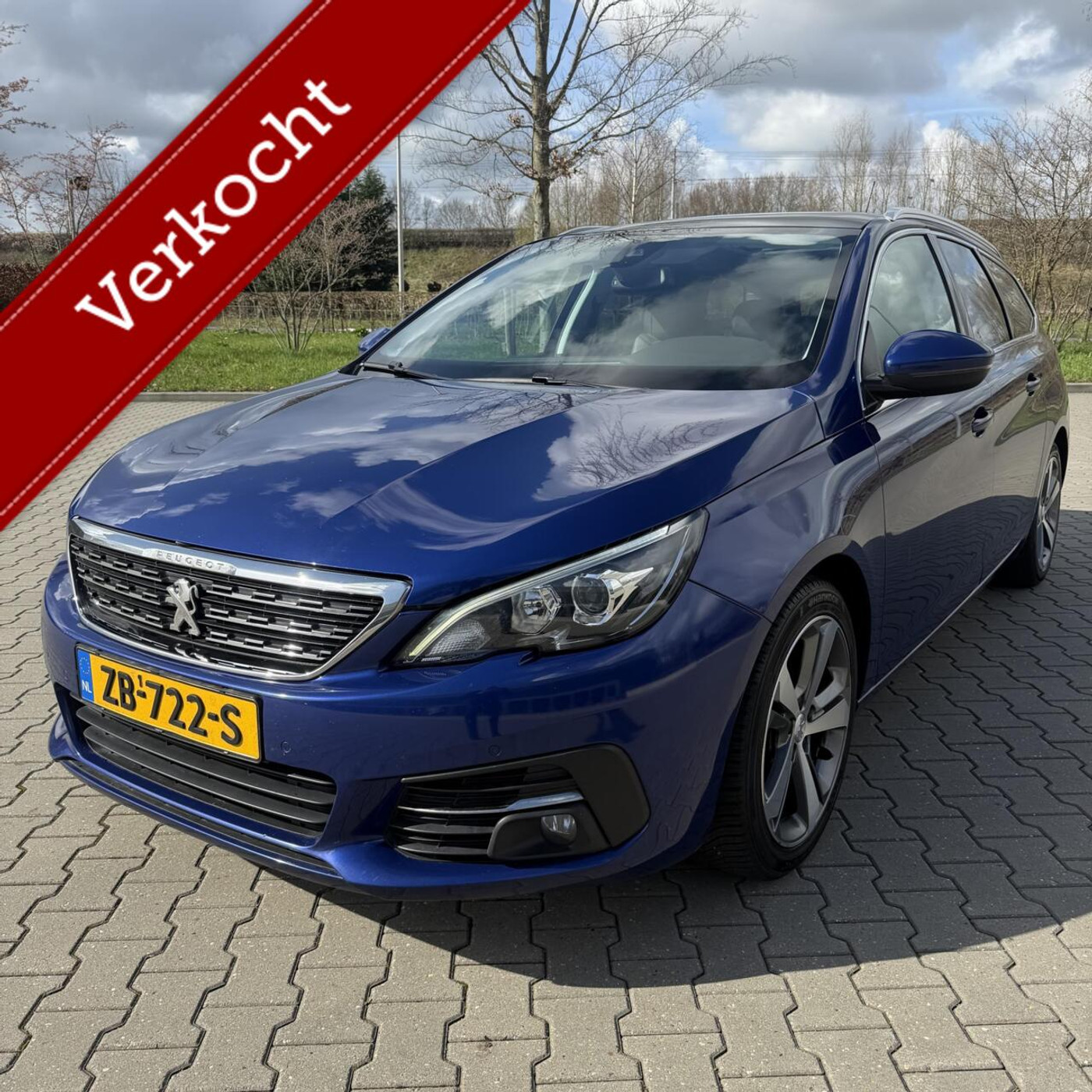 Peugeot 308 1.2 2019 GT-line | Leder | Pano | NW APK! 2019 - voorkant