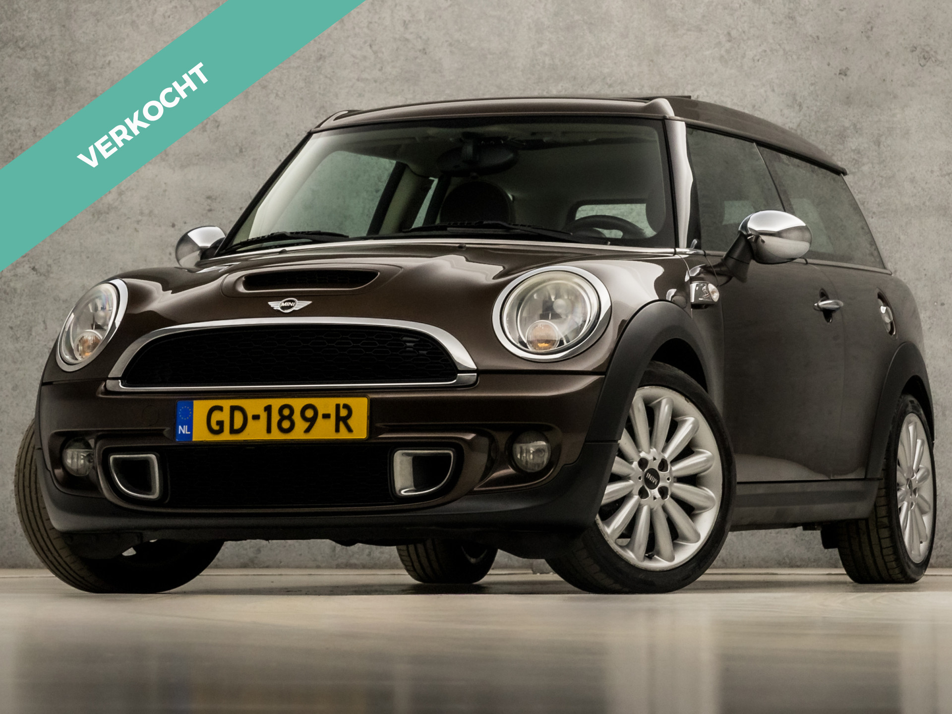 Foto van MINI COOPER S CLUBMAN