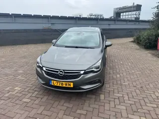 Opel Astra 1.6 CDTI Innovation 2016 - voorkant