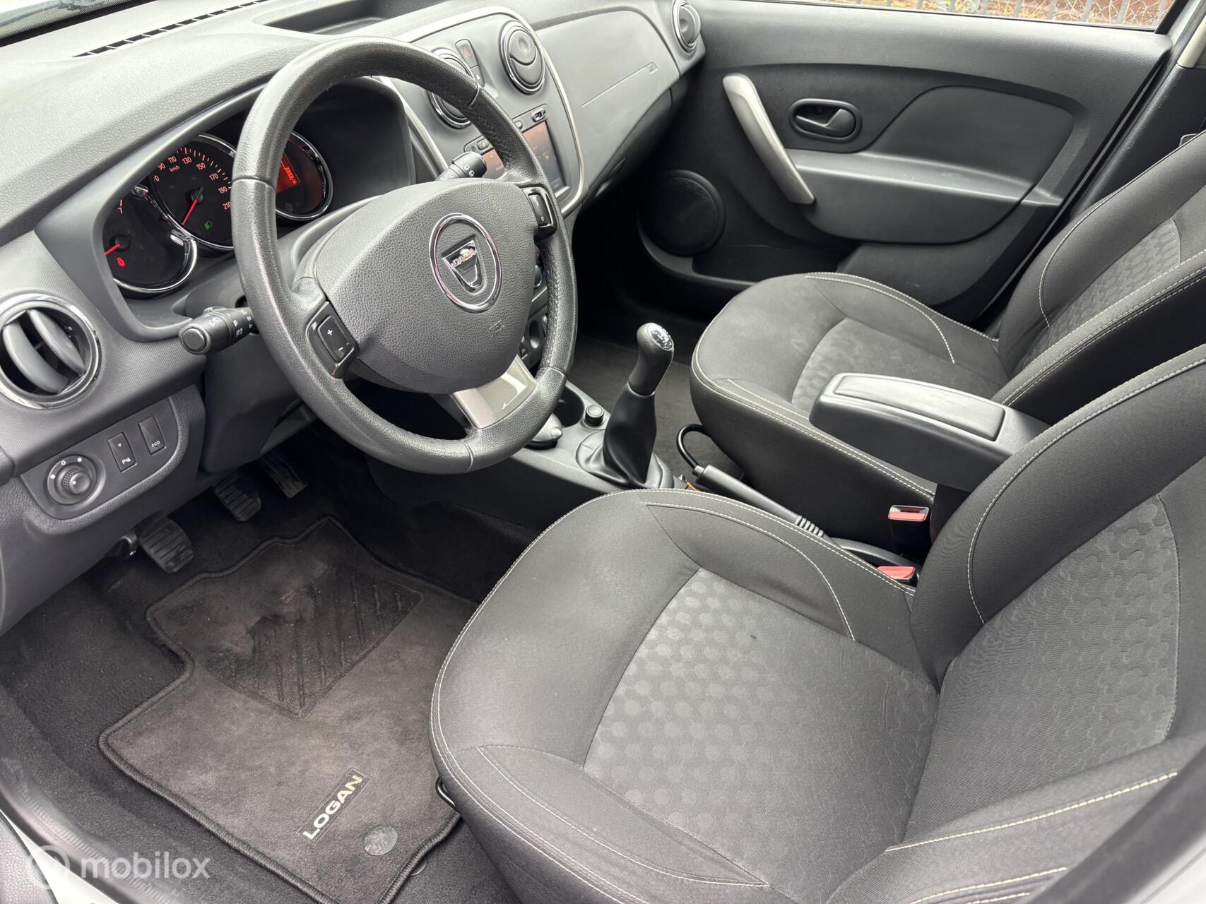 Foto van Dacia Logan