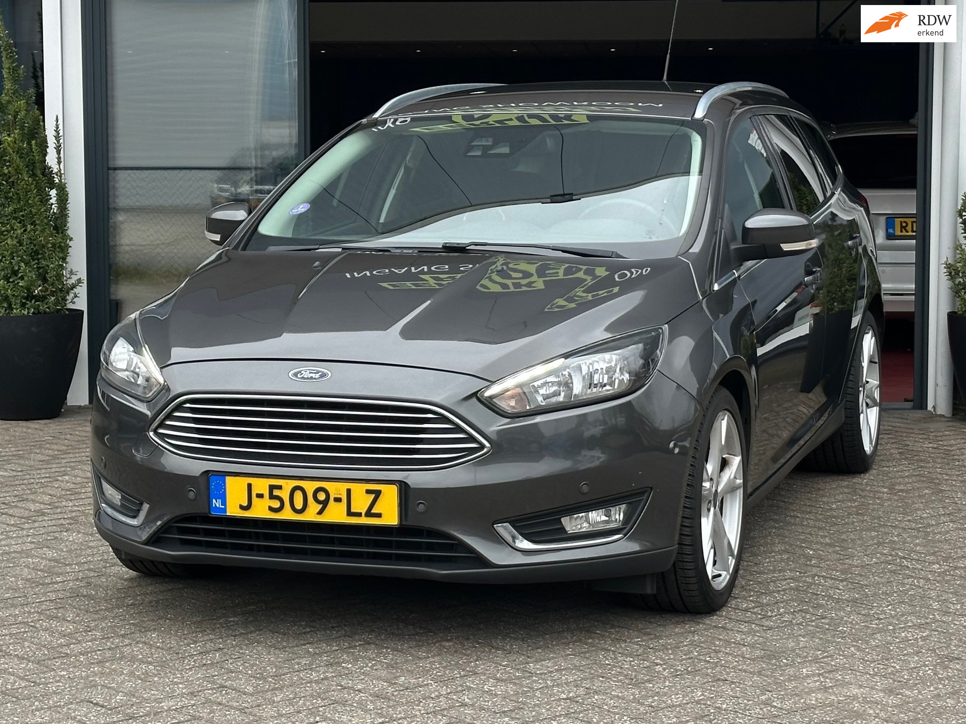 Ford Focus 1.0 Titanium - Uitstekend onderhouden 2016 - voorkant