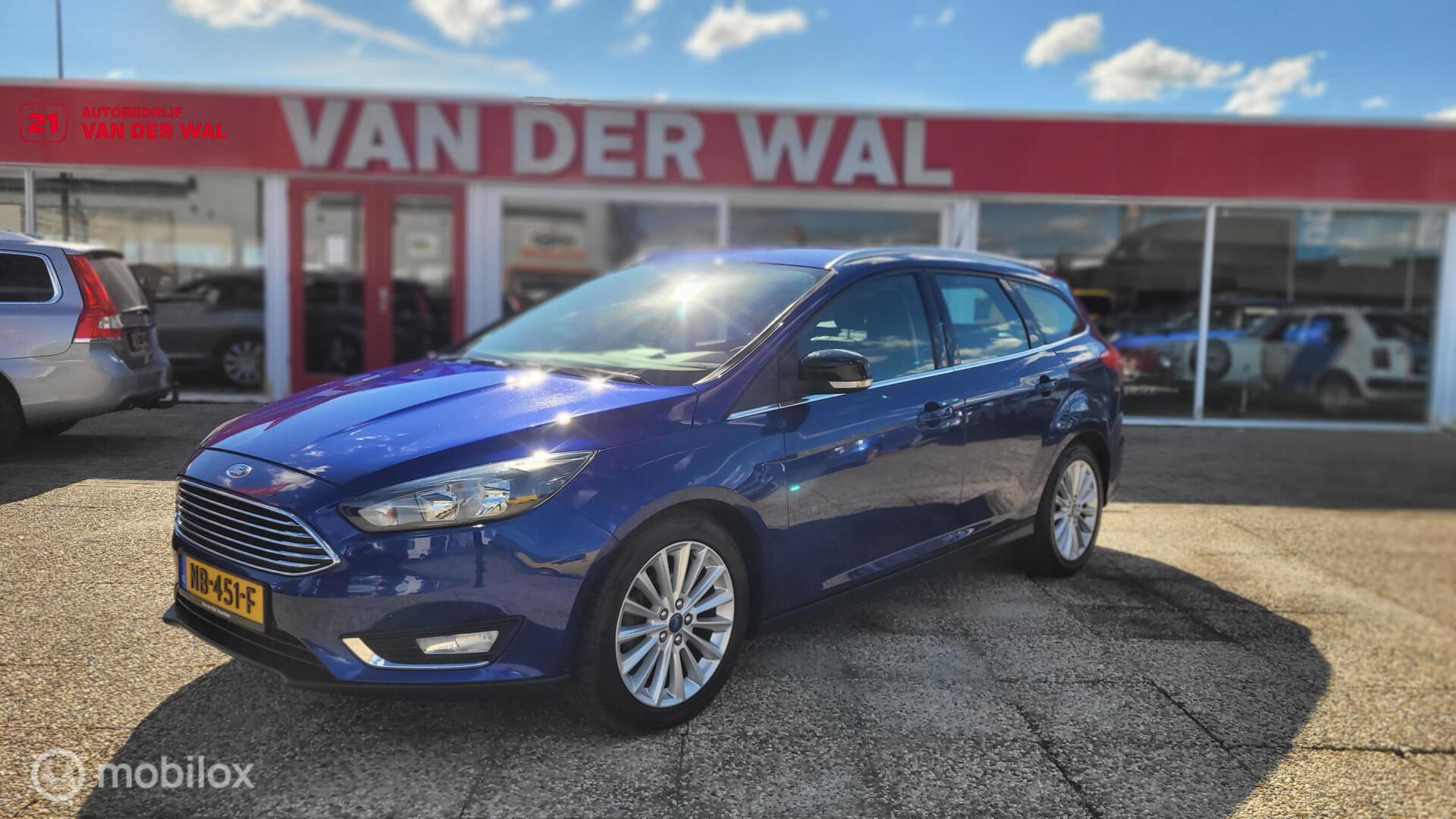 Ford Focus 1.0 / Titanium / Argon blue / vol opties! 2017 - voorkant
