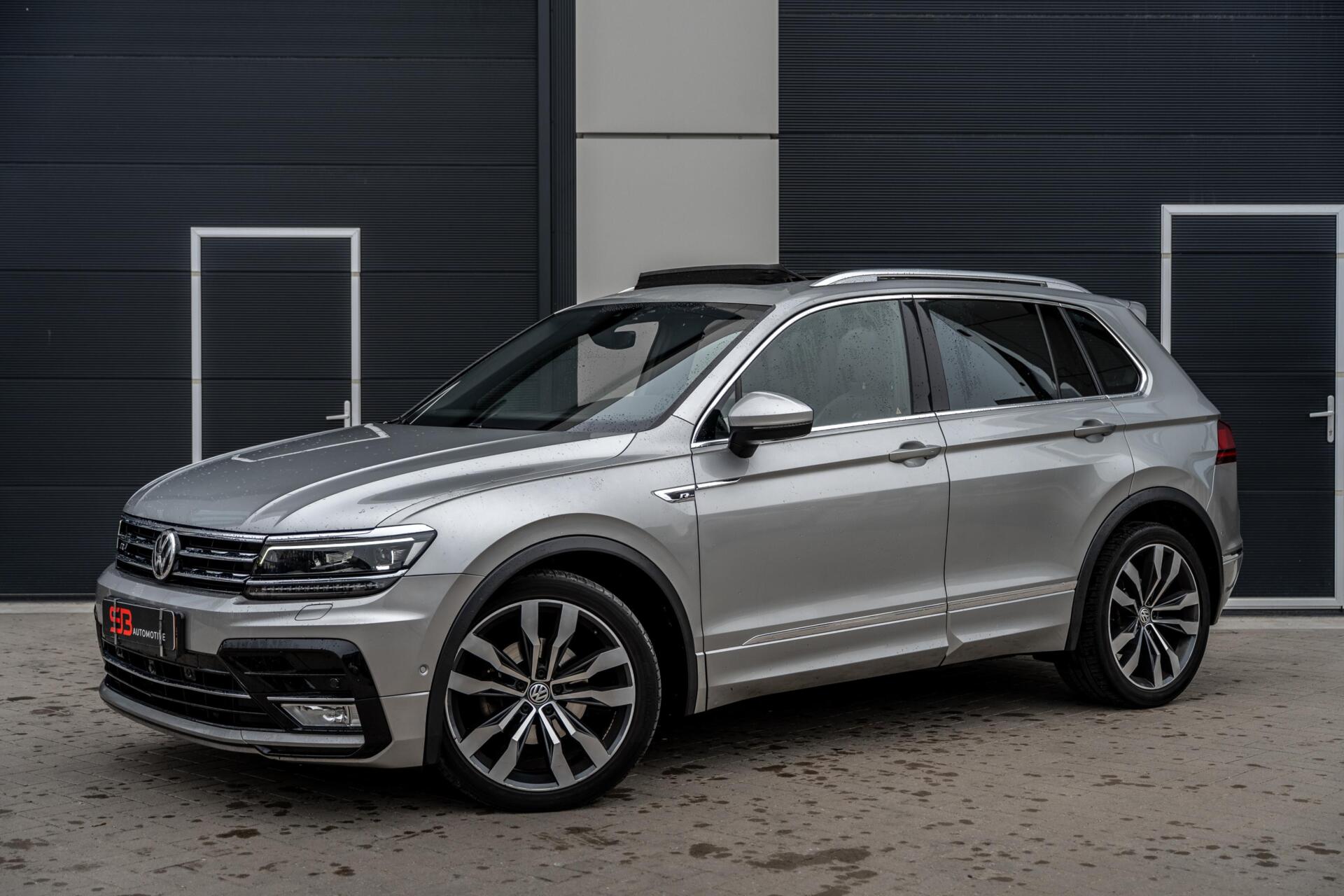 Volkswagen Tiguan 2.0 TDI 4Motion Highline R Line PANO FULL! 2017 - voorkant