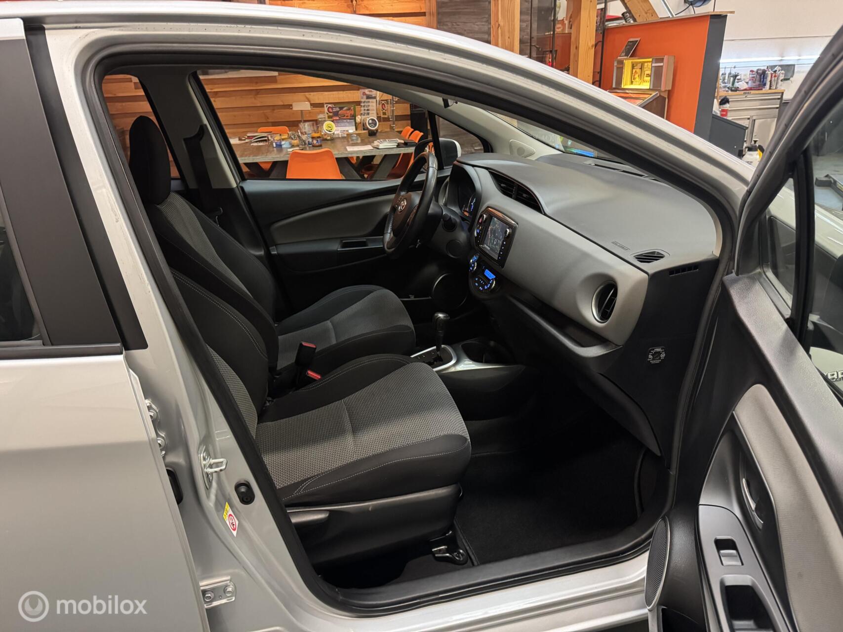 Foto van Toyota Toyota Yaris Hybrid
