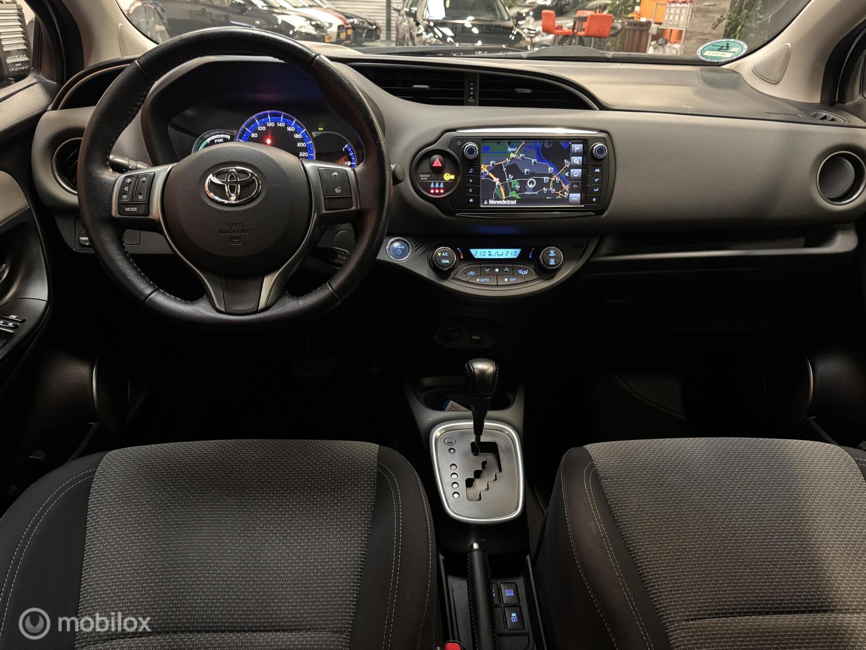 Foto van Toyota Toyota Yaris Hybrid
