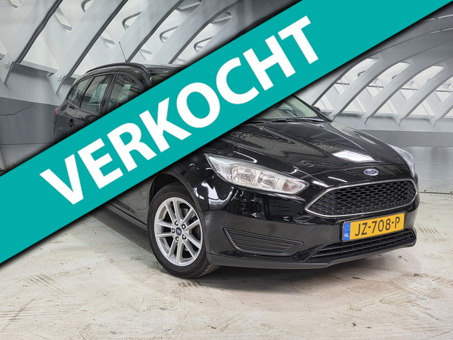 Ford Focus 1.0 Trekhaak, dealer onderhouden 2016 - voorkant