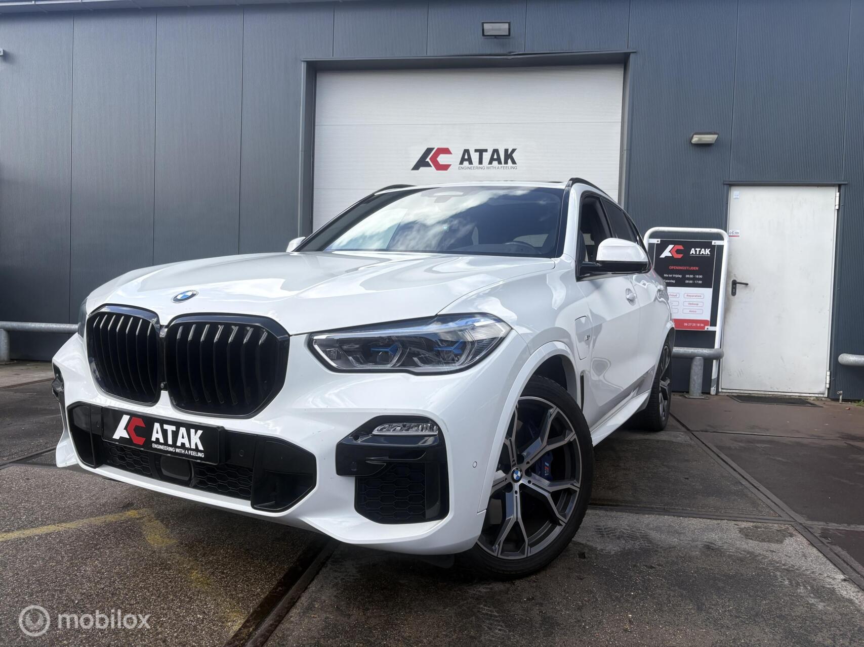 Foto van BMW X5 xDrive45e