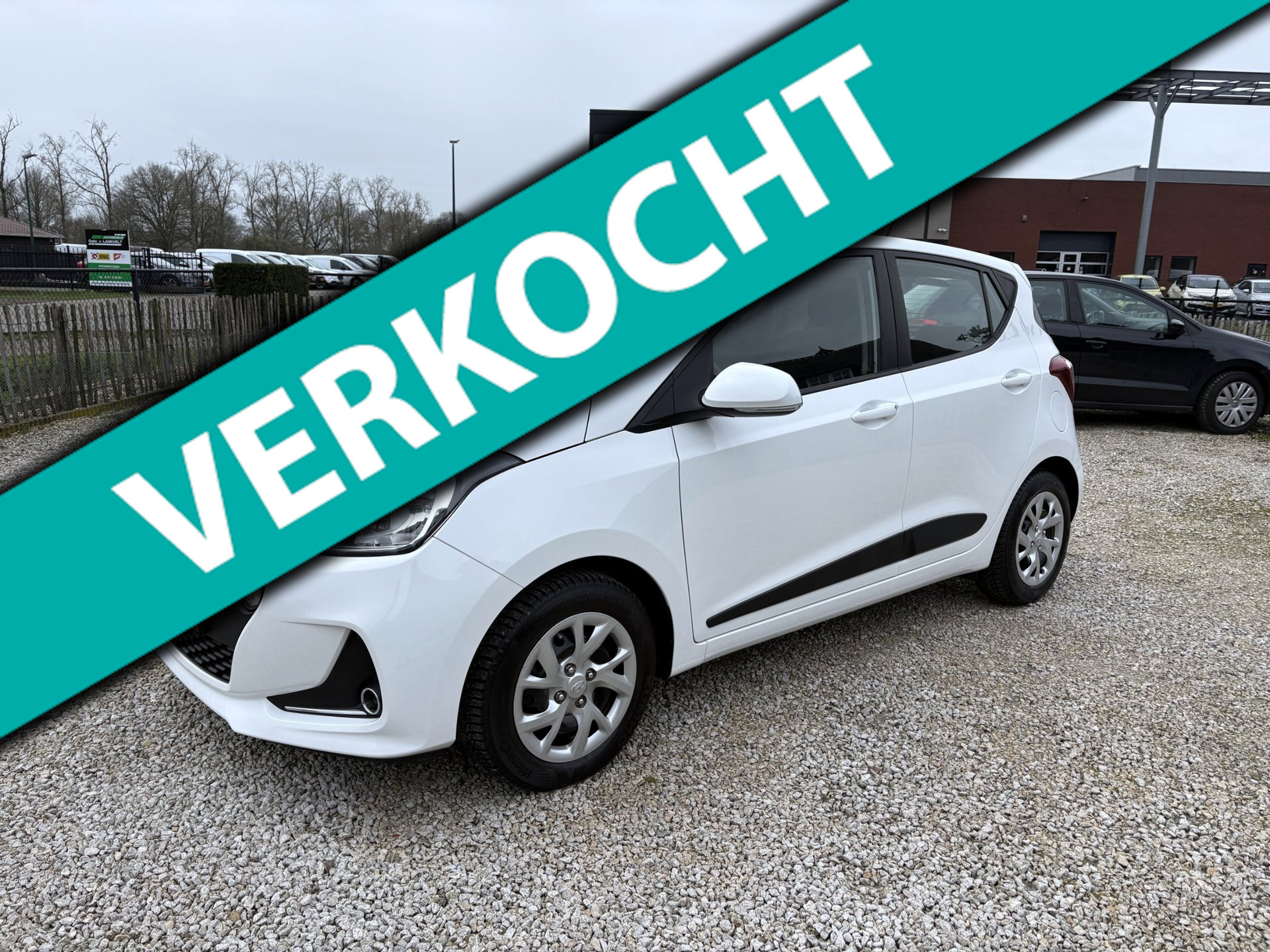 Hyundai I10 1.2i 87pk Comfort Automaat, Stoelverw. LED 2019 - voorkant