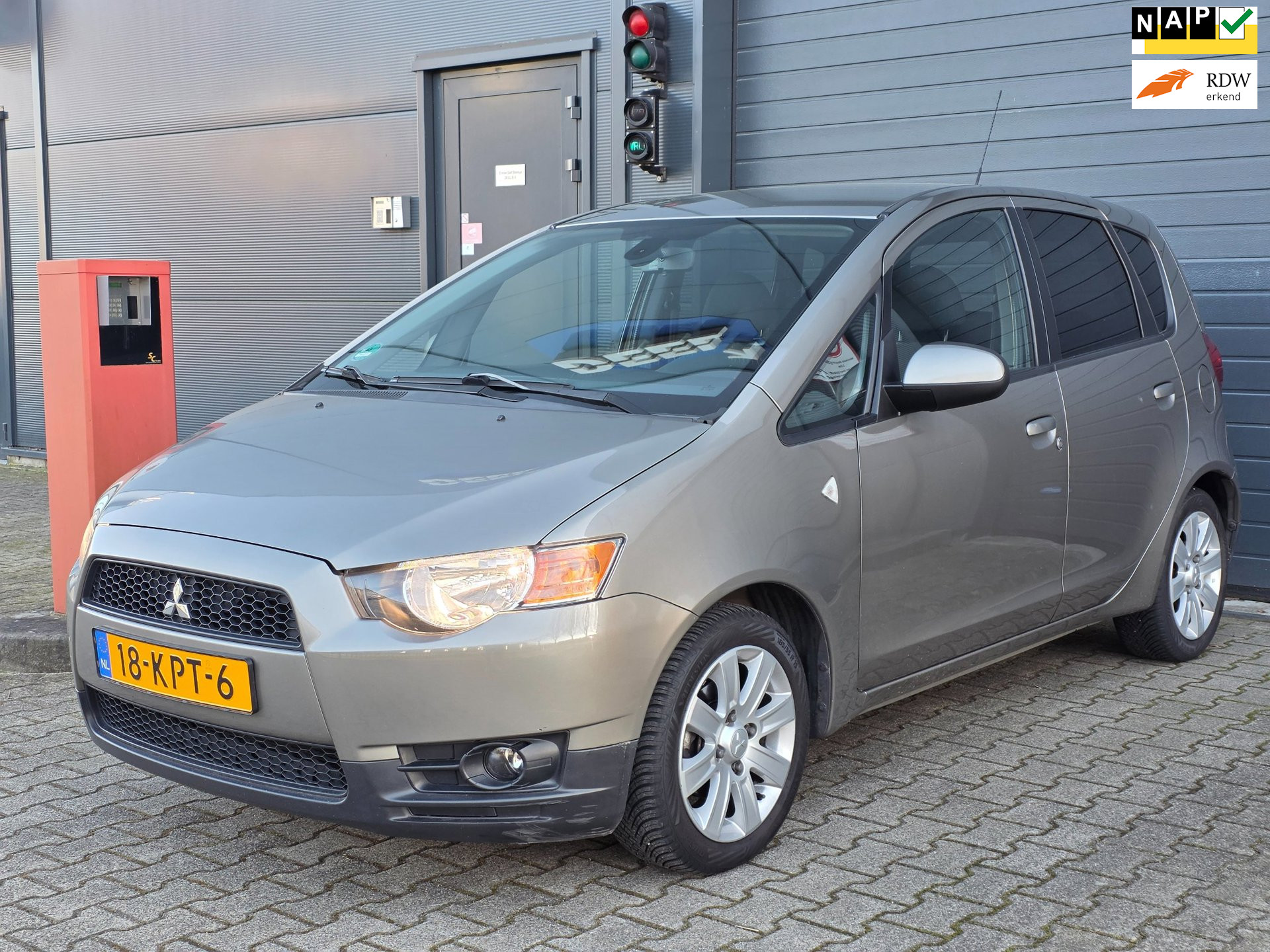 Foto van MITSUBISHI MITSUBISHI COLT