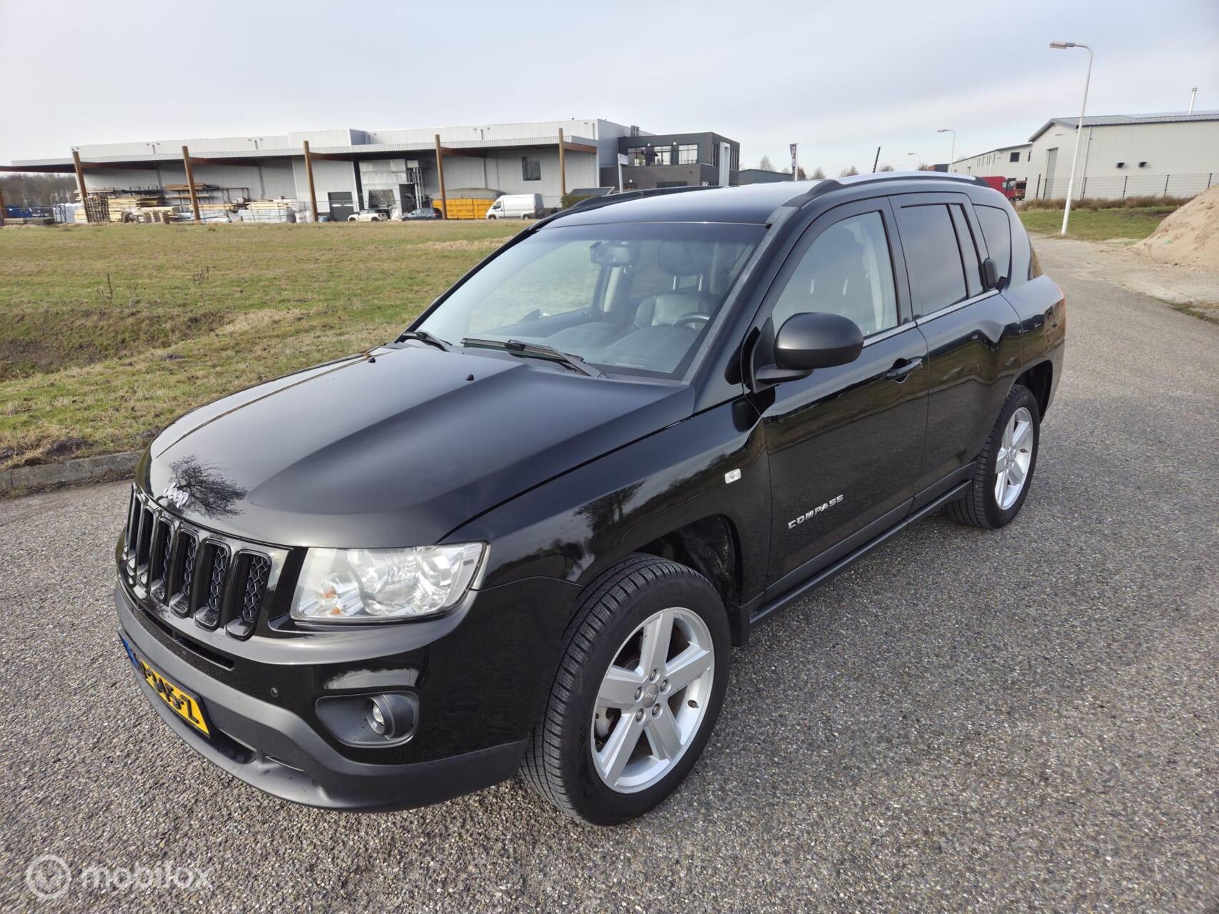 Jeep Compass 2.4 Limited 4WD Automaat Leer Stoelverwarming 2012 - voorkant
