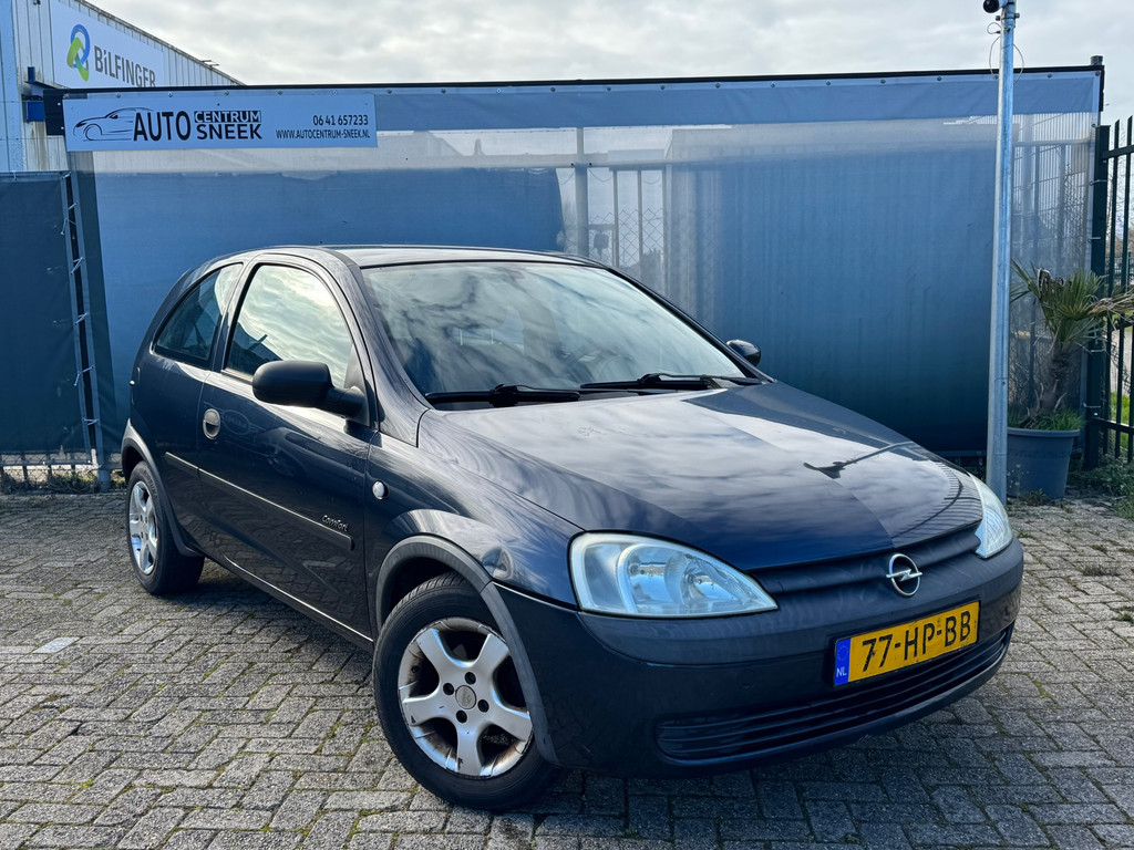 Opel Corsa 1.2-16V Comfort 2001 - voorkant